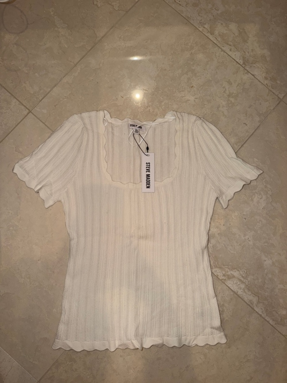Steve Madden Cream Scalloped Ribbed Short Sleeve Knit Top